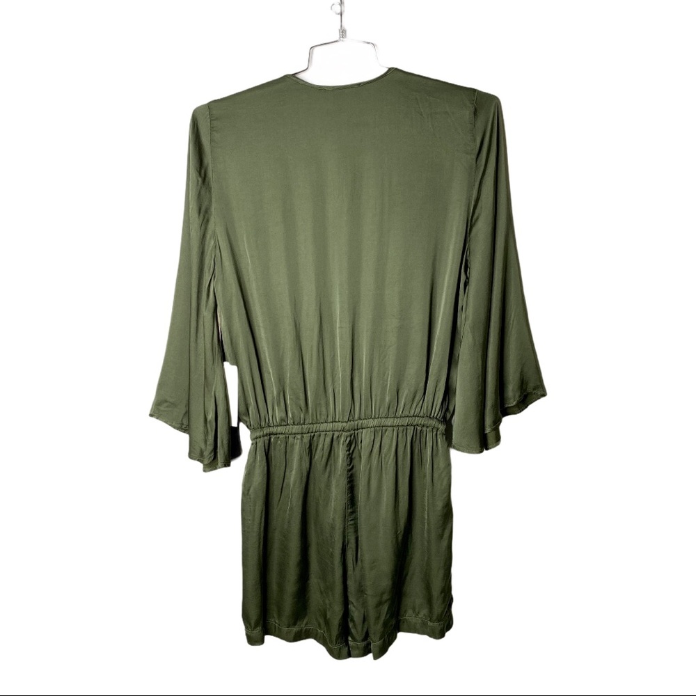 Satin Surplice Green Bell Sleeve Romper Size M - Picture 6 of 8